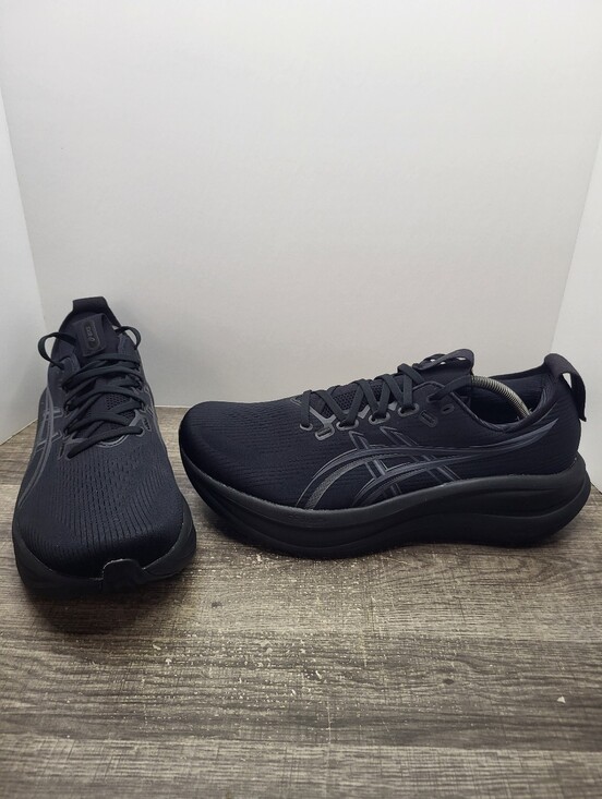 Asics Other - Asics Gel-Nimbus 28 Triple Black Mens Size 11 Extra Wide Running Shoes New